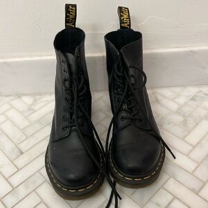 Dr. martens